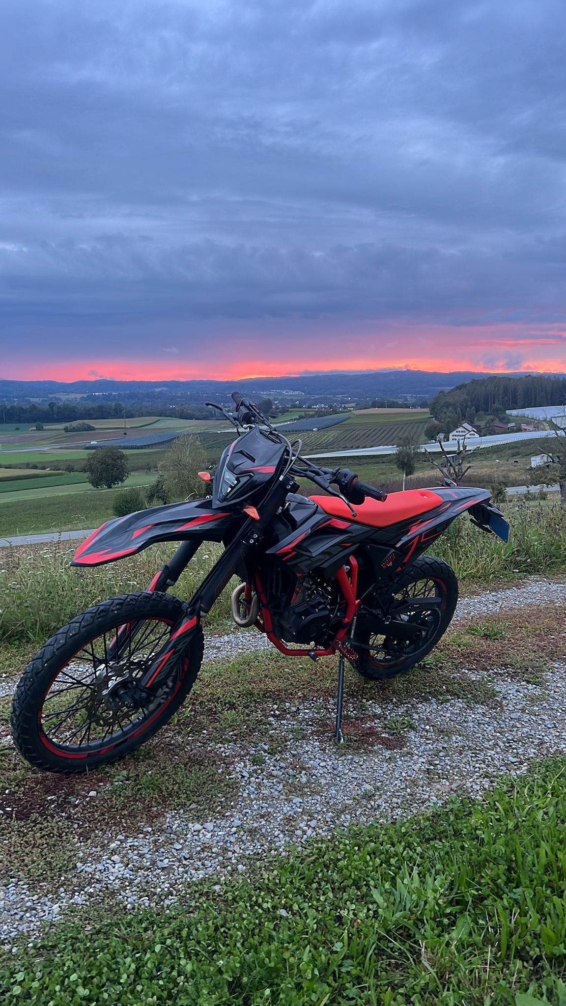 Ein Bild eines Motorrads