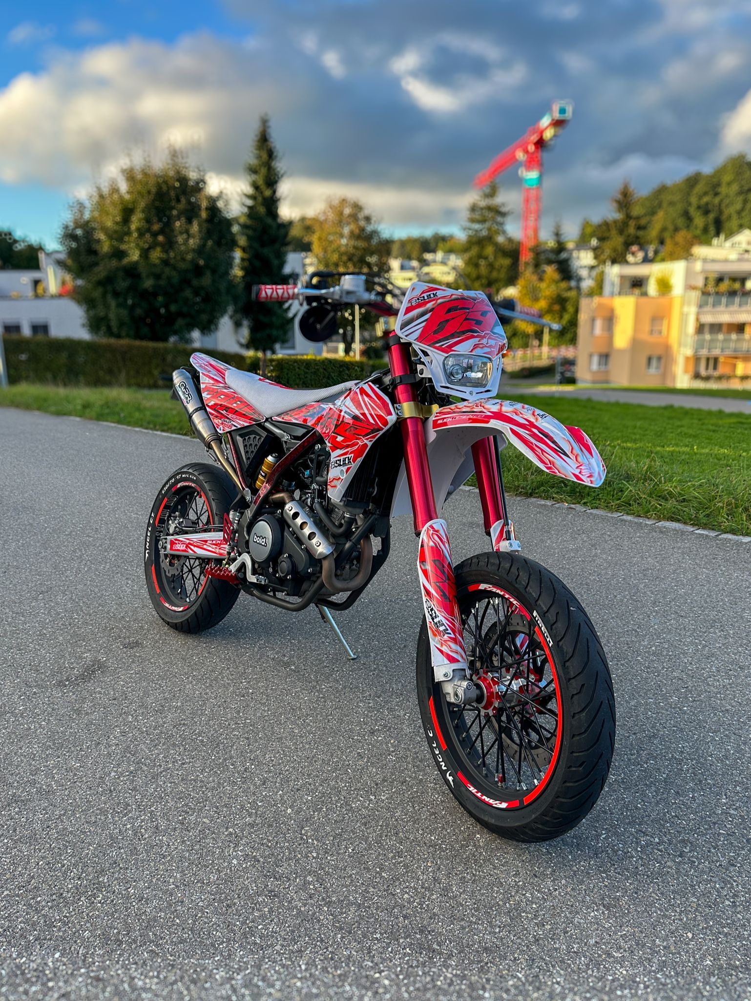 Ein Bild eines Motorrads